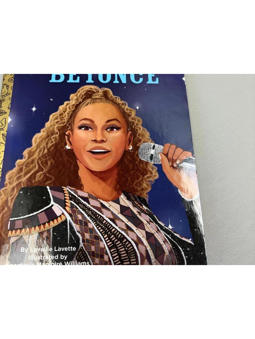 A Little Golden Book Biography: Beyoncé